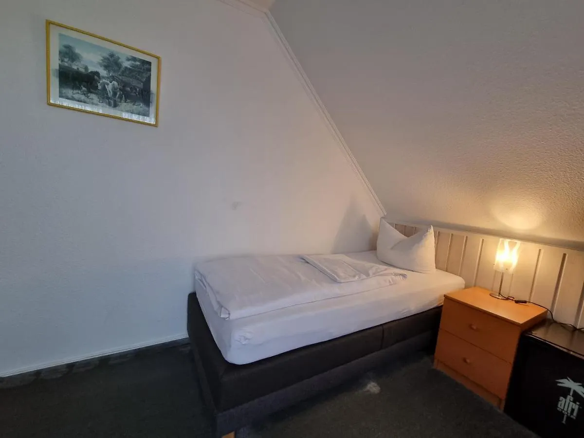 Erbenholz Hotel Laatzen 3*,